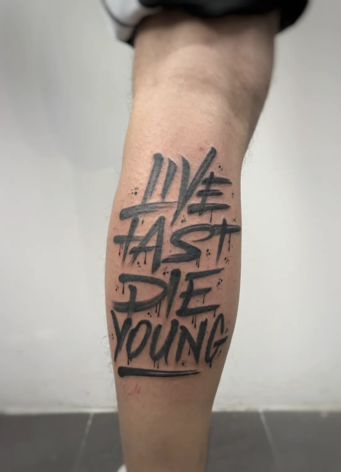 Lettering — Lettering Tattoo von Alexander
